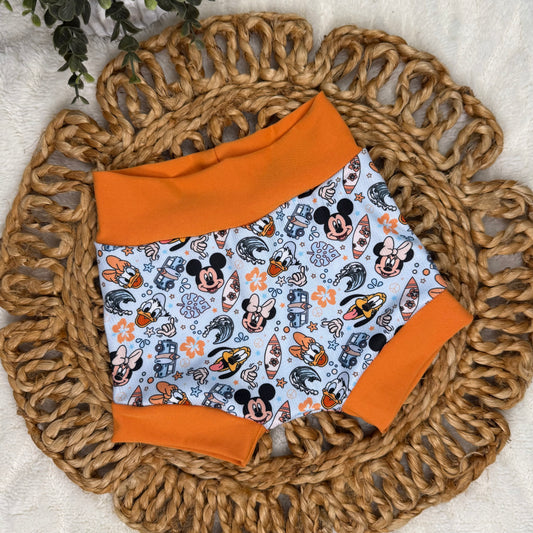 Surfer mouse shorties, select sizes