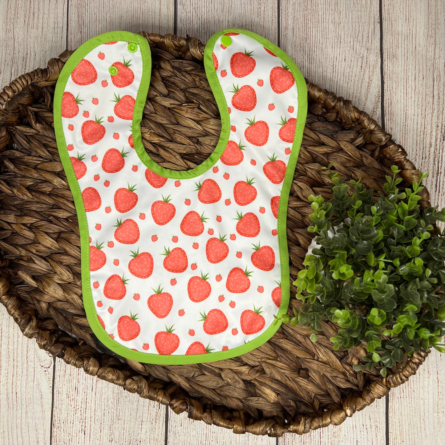 PUL Bib, Strawberry patch